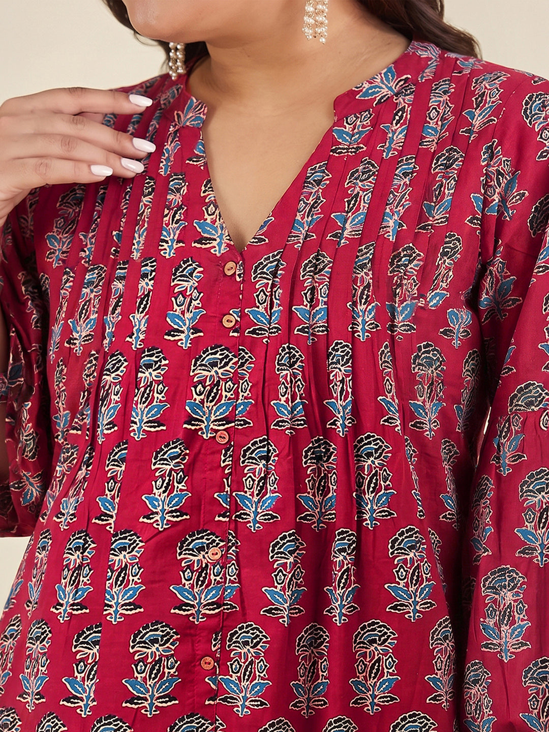 Janasya Women's Plus Size Maroon Pure Cotton Ajrakh Printed Straight Kurta