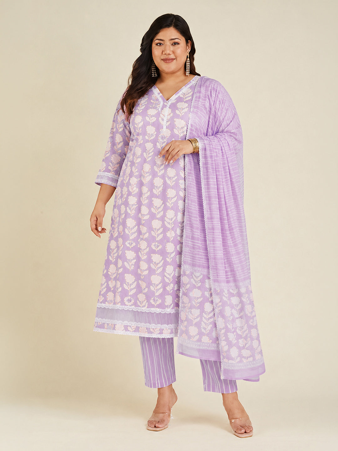 Janasya Women's Plus Size Lavender Pure Cotton Floral Printed Straight Kurta Set