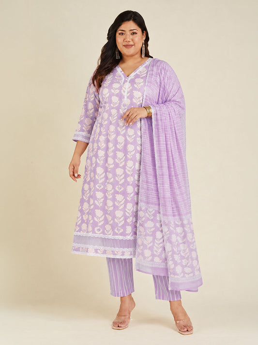 Janasya Women's Plus Size Lavender Pure Cotton Floral Printed Straight Kurta Set