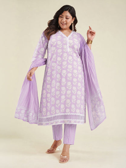 Janasya Women's Plus Size Lavender Pure Cotton Floral Printed Straight Kurta Set