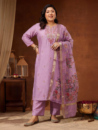 Janasya Women's Plus Size Lavender Chanderi Silk Floral Embroidered Straight Kurta Set