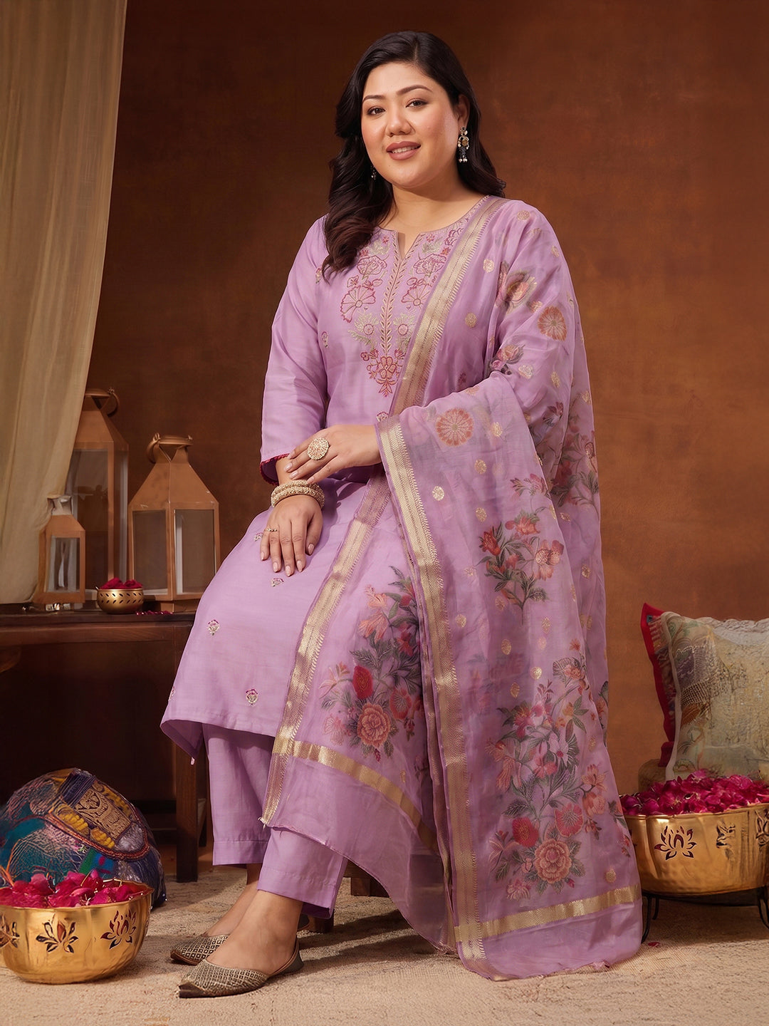 Janasya Women's Plus Size Lavender Chanderi Silk Floral Embroidered Straight Kurta Set