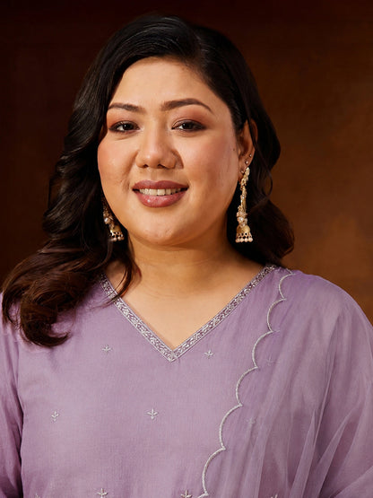 Janasya Women's Plus Size Lavender Silk Blend Embroidered Straight Kurta Set