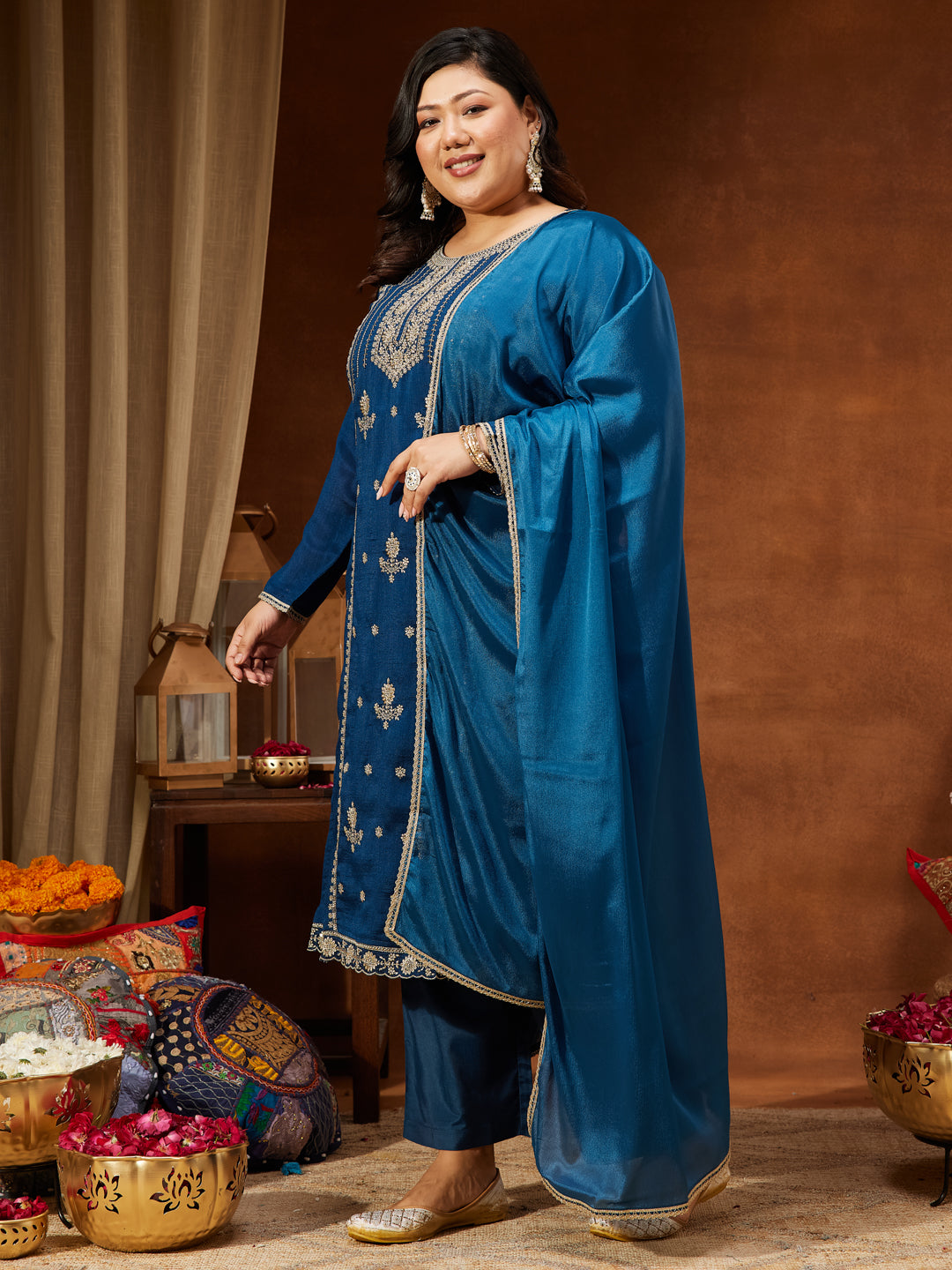 Janasya Women's Plus Size Teal Blue Silk Blend Zari Embroidered Straight Kurta Set